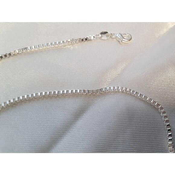 Sterling Silver 925 Plated 30 Inch Box Chain Necklace New 1/16th" Wide Lobster - Picture 2 of 3